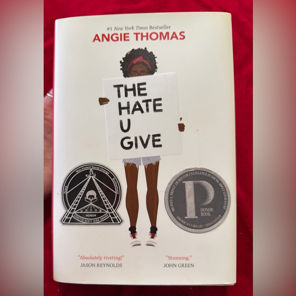 HARDBACK THE HATE YOU GIVE PERFECT NO RIPS TEARS OR WRITING BEST SELLER AWARDS